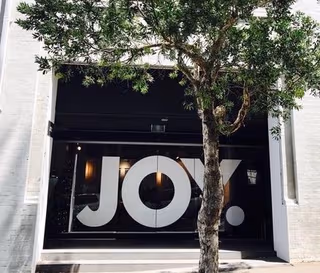 8 Person Coworking Desk