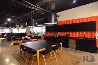 6 Person Coworking Desk