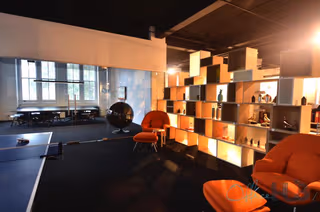 7 Person Coworking Desk