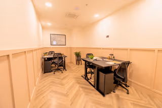 15 Person Private Office
