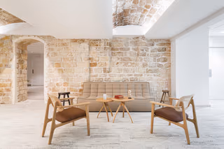 11 Person Private Office