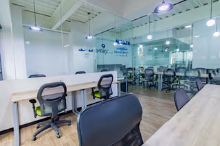 5 Person Coworking Desk