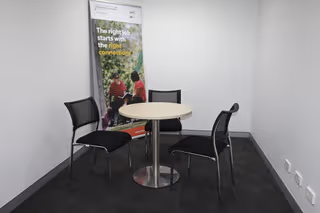 5 Person Coworking Desk