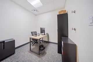 1 Person Private Office
