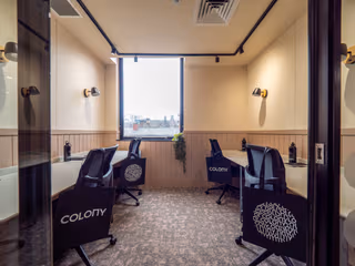 16 Person Private Office