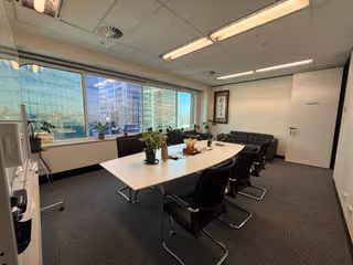 1 Person Shared Office