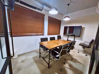 4 Person Private Office