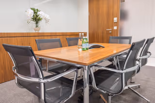 3 Person Managed Space