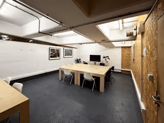 4 Person Private Office