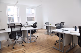 15 Person Private Office