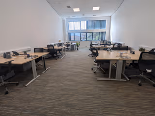 3 Person Coworking Desk