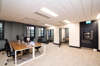 20 Person Private Office