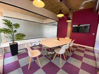 8 Person Private Office