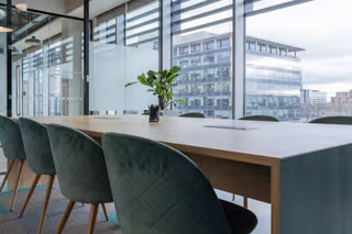 5 Person Coworking Desk