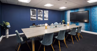 8 Person Private Office