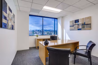 4 Person Private Office