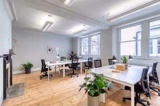 5 Person Private Office