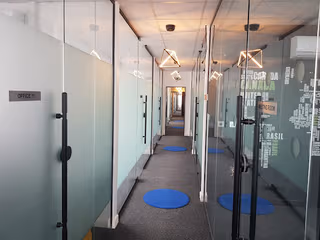 1 Person Coworking Desk
