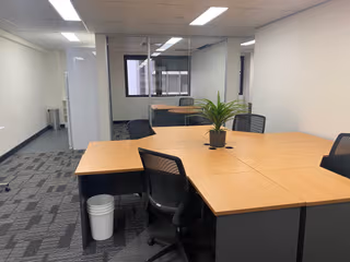9 Person Sublet Office