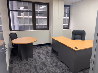 1 Person Private Office