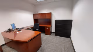 1 Person Coworking Desk