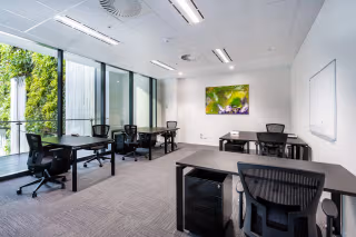 5 Person Private Office