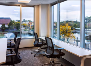 4 Person Coworking Desk