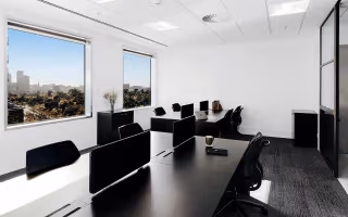 9 Person Private Office