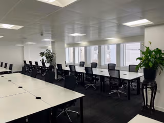 5 Person Private Office