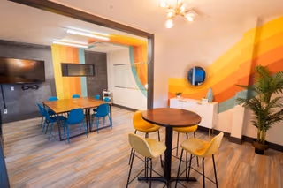 1 Person Private Office