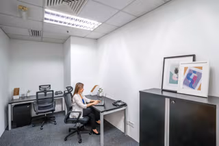 6 Person Private Office