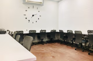 5 Person Private Office