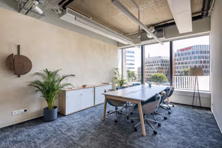 40 Person Private Office