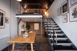 10 Person Private Office