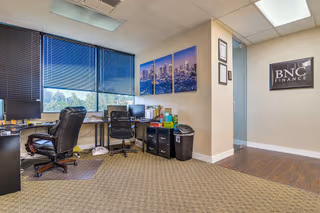 1 Person Private Office