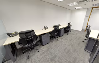 9 Person Private Office