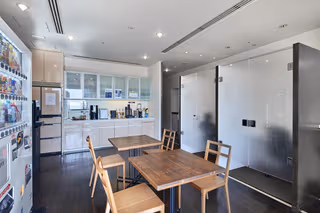 4 Person Coworking Desk