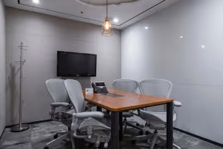 1 Person Virtual Office