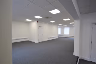 9 Person Private Office