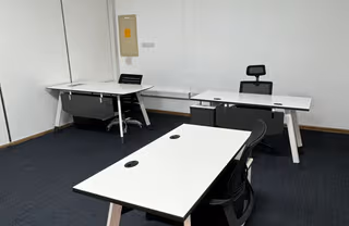 1 Person Coworking Desk