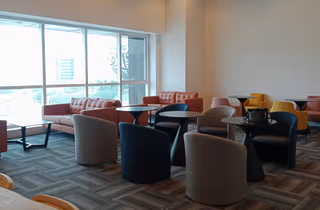 4 Person Coworking Desk