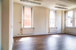 4 Person Private Office