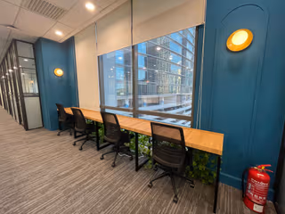 9 Person Private Office