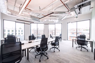 29 Person Coworking Desk