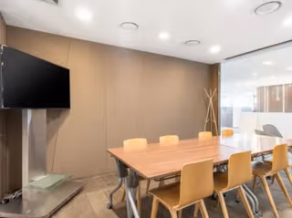 5 Person Private Office
