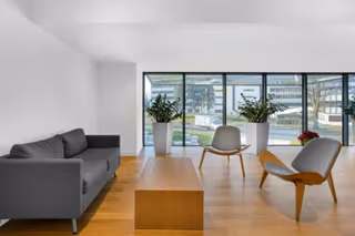 10 Person Private Office