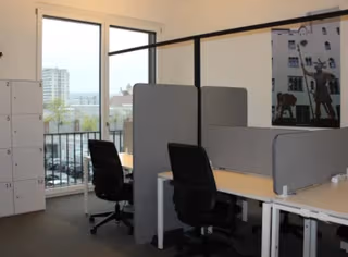 1 Person Coworking Desk