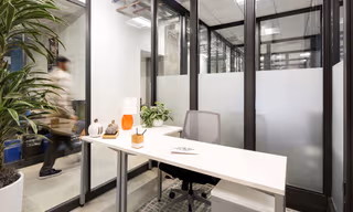 5 Person Private Office