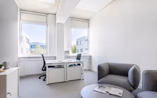 5 Person Private Office