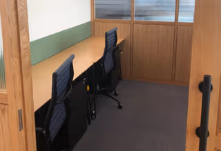 4 Person Coworking Desk